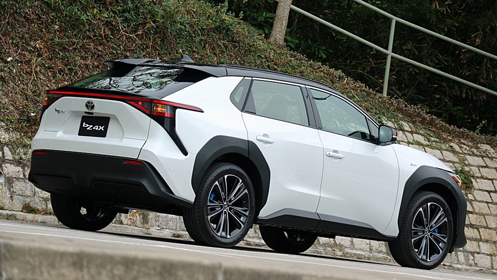 不一樣的豐田 Toyota bZ4X Luxury