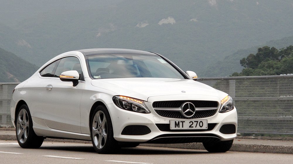 不温不火 Mercedes-Benz C 250 Coupé