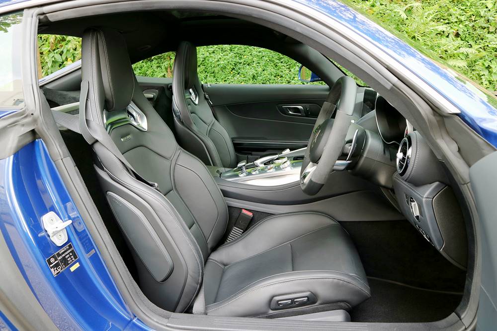 久違的機械質感嘶吼Mercedes-AMG GT S