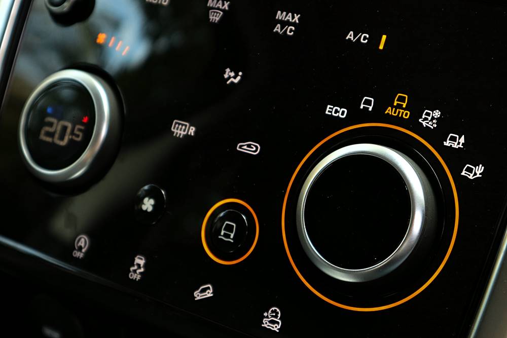 也文也武 Land Rover Discovery Sport P200 S