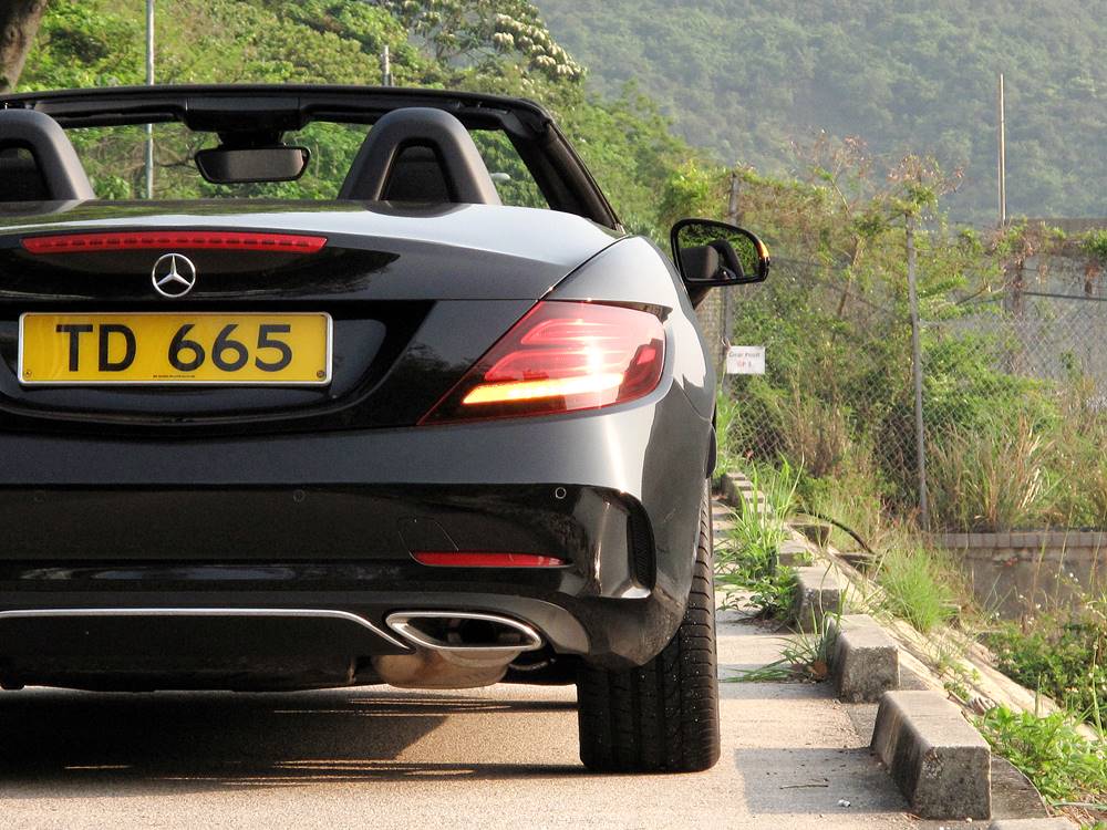 估佢唔到 Mercedes-Benz SLC 200