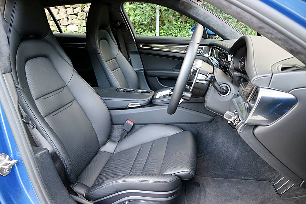 使唔使型到咁 Porsche Panamera Turbo Sport Turismo