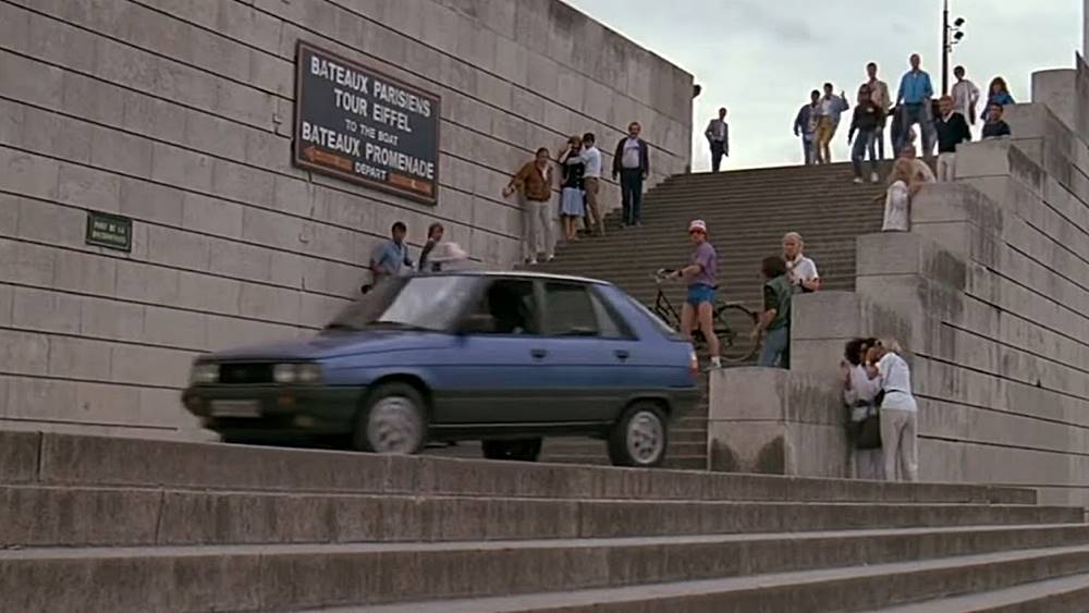 偷車慣犯羅渣摩亞 - 鐵金剛系列 09