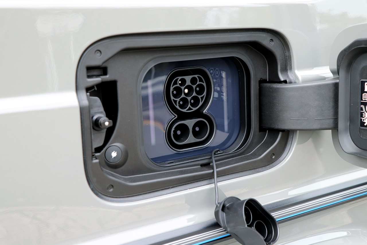 凍齡型魔男 Mercedes-Benz G580e Edition One