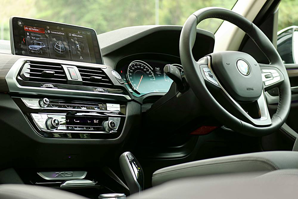 半球玩得過 BMW X3 xDrive20iA xLine