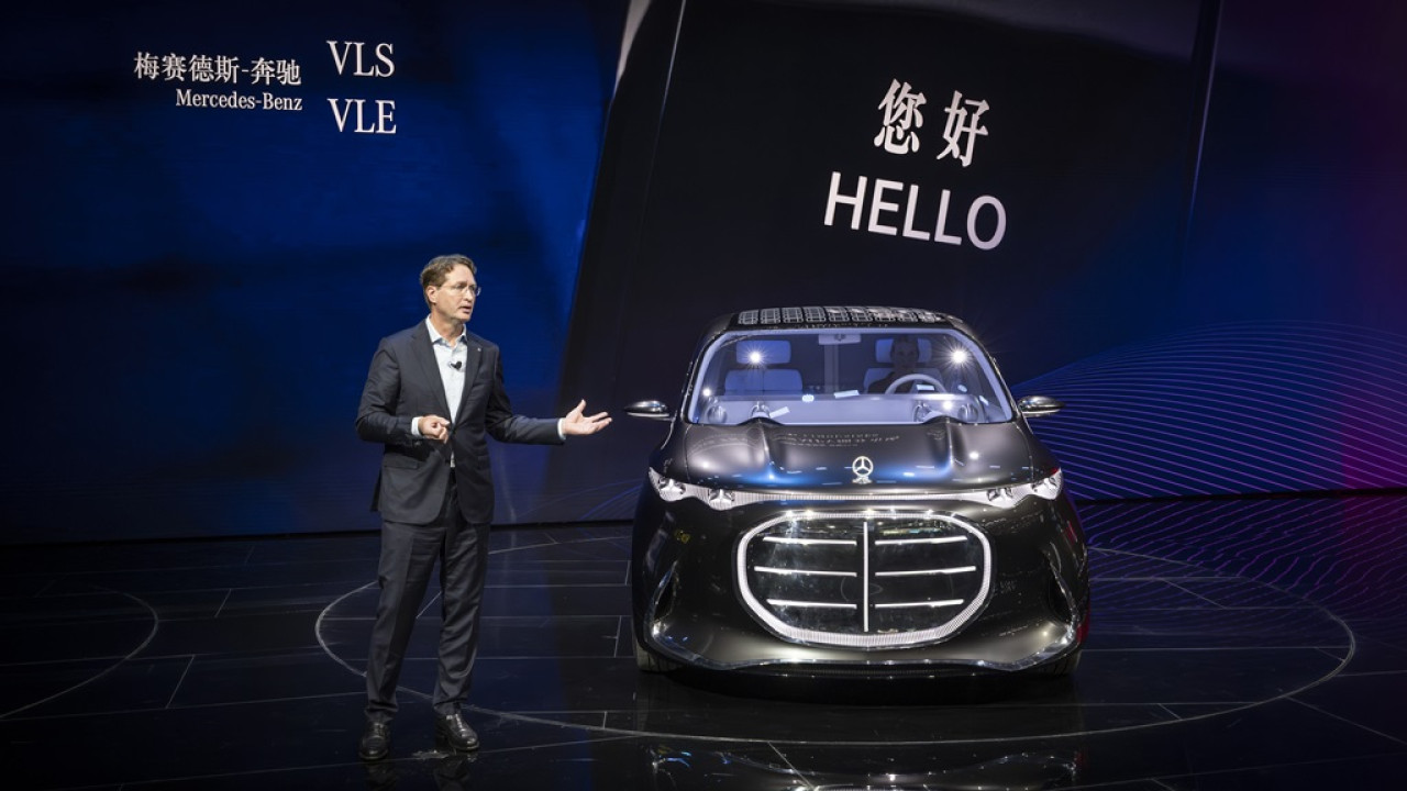 即將量產的平治MPV，平治稱為Grand Limousine，將被命名為 VLE 和 VLS。