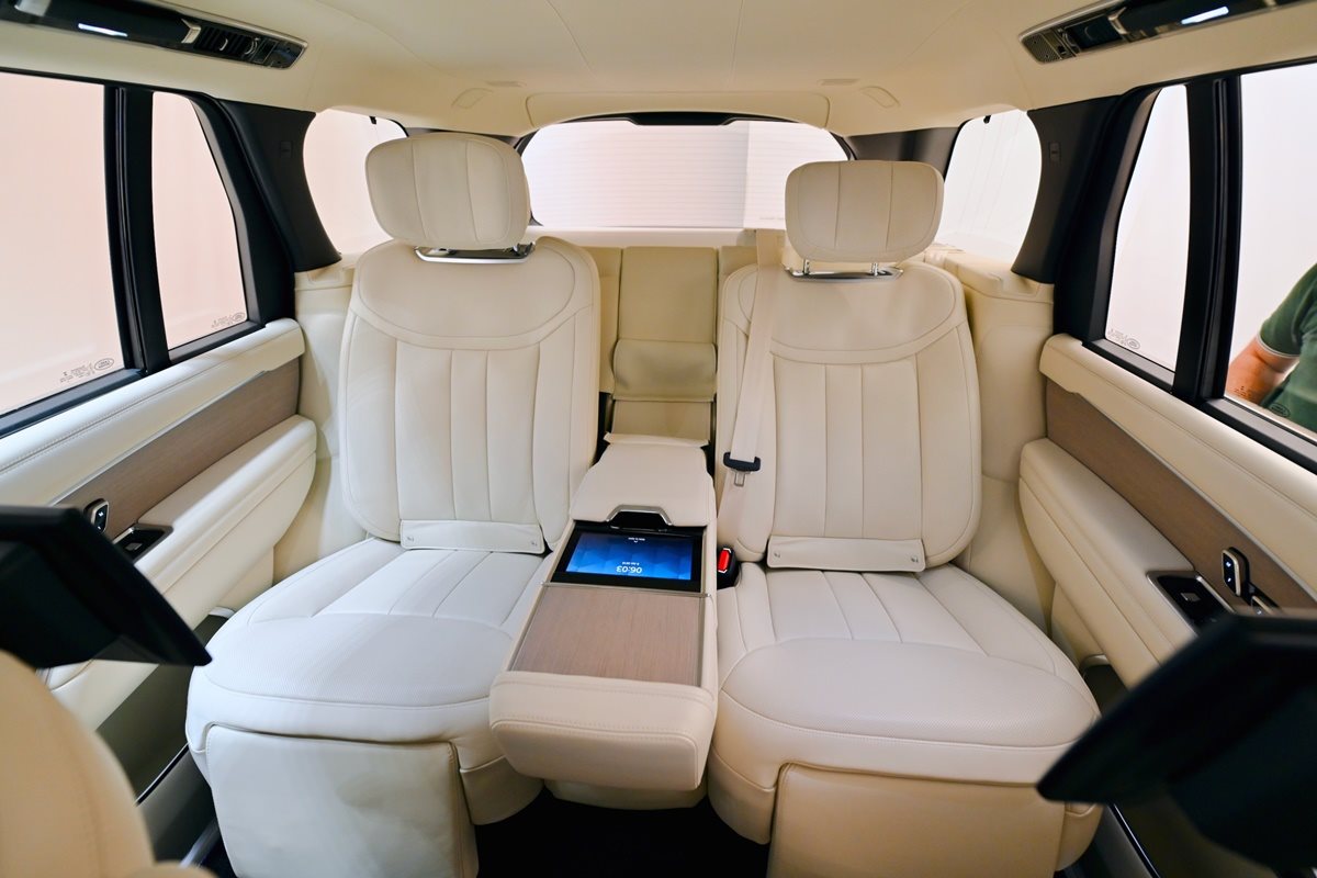 可以越野的老細車