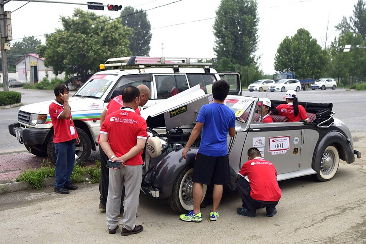 向港京拉力賽致敬