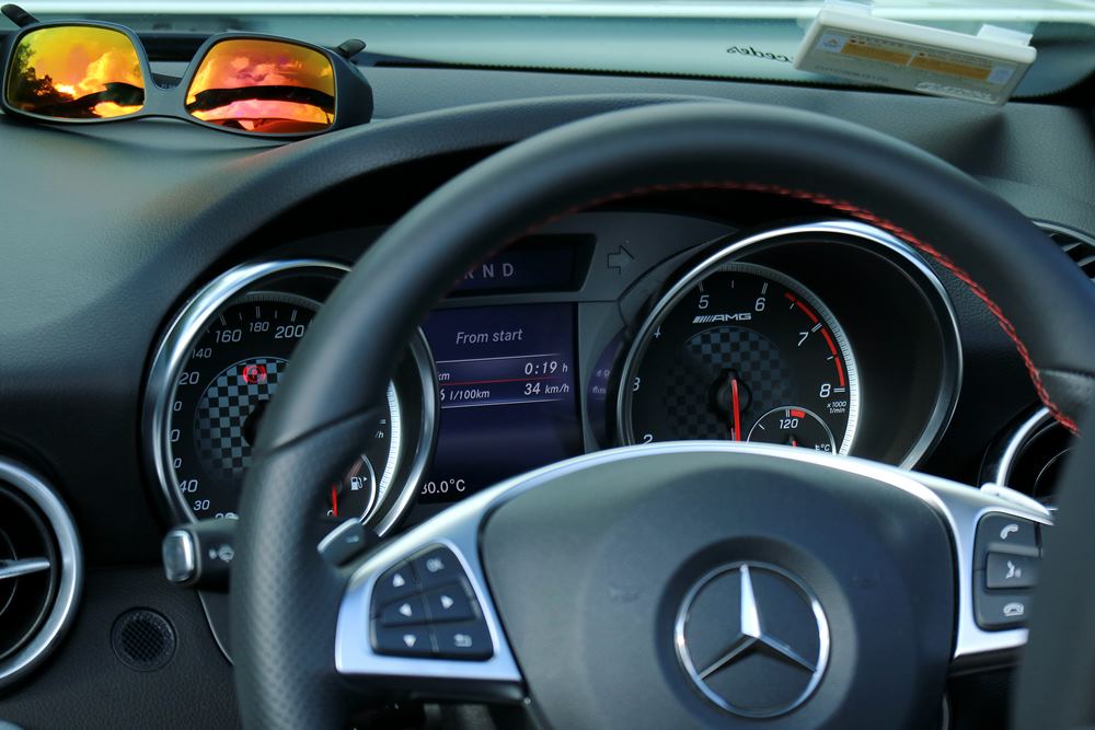 唔開篷對唔住自己 Mercedes-AMG SLC 43