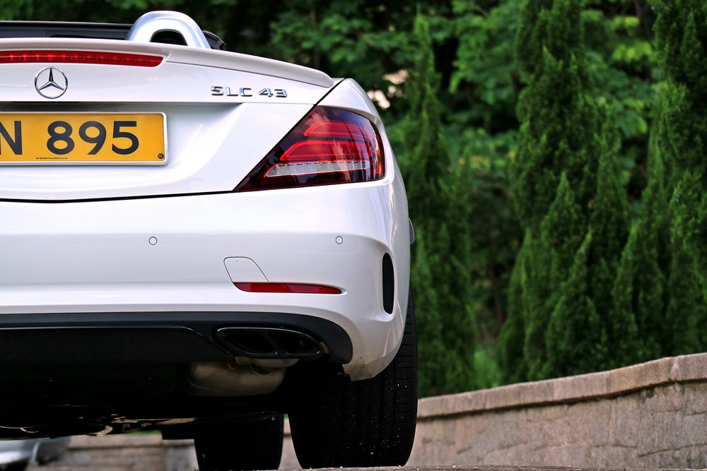 唔開篷對唔住自己 Mercedes-AMG SLC 43