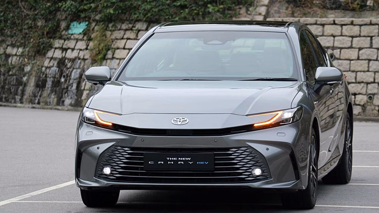 型格混房 Toyota Camry HEV