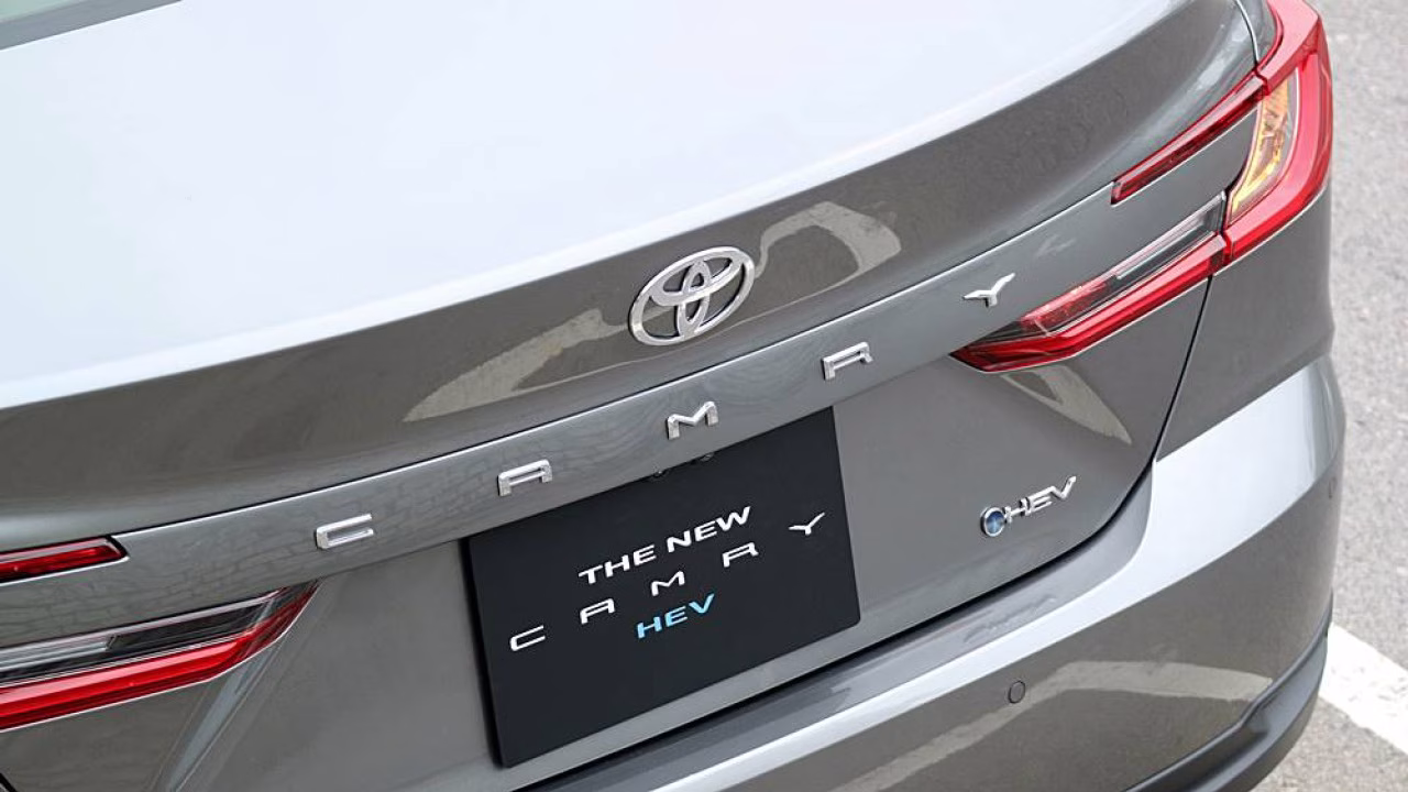 型格混房 Toyota Camry HEV