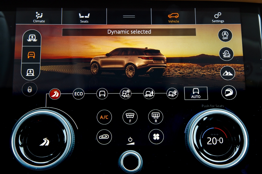 型的突破 Range Rover Velar海外試車