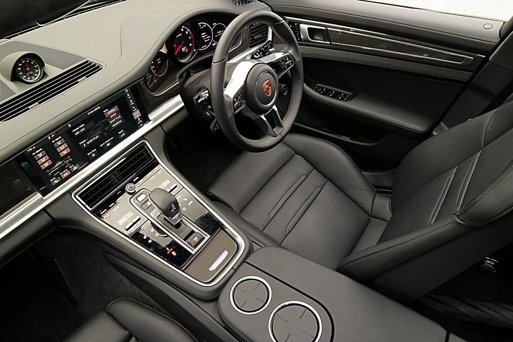 城巿獵車 Porsche Panamera Turbo Sport Turismo