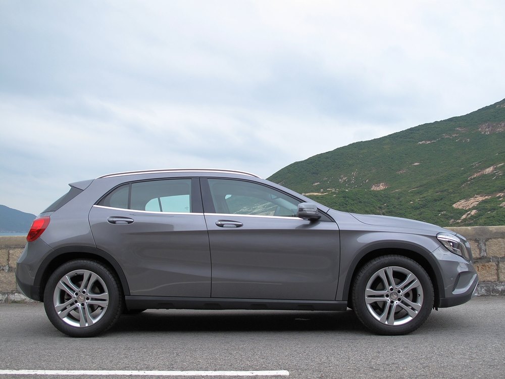 城巿SUV - Mercedes-Benz GLA 200