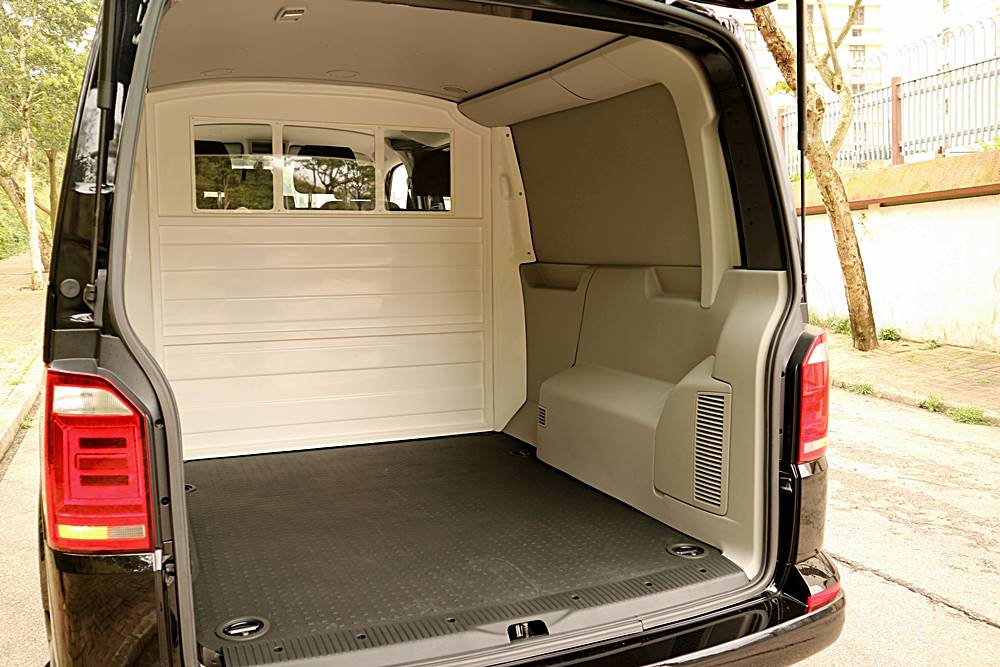 大力細食 Volkswagen T6 Transporter BiTurbo