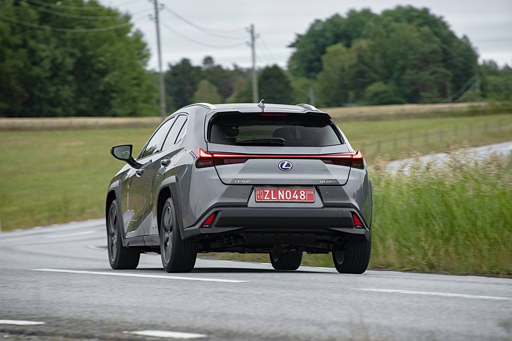 大膽有為 Lexus UX