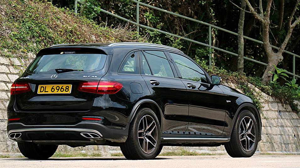 實用型的中度高性能 Mercedes-AMG GLC 43 4MATIC