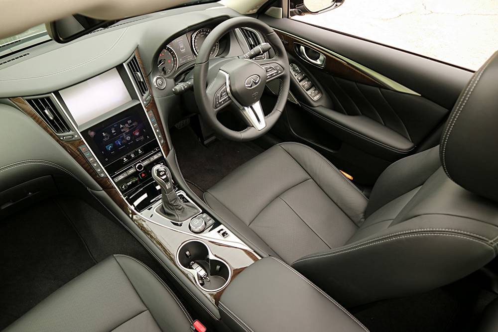 平玩高科技 Infiniti Q50 3.0t Sensory
