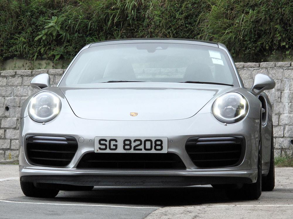 心跳回憶 Porsche 911 Turbo S