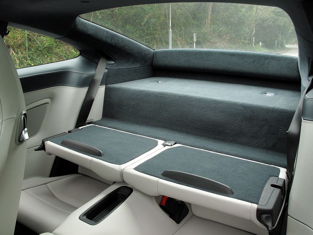 心跳回憶 Porsche 911 Turbo S