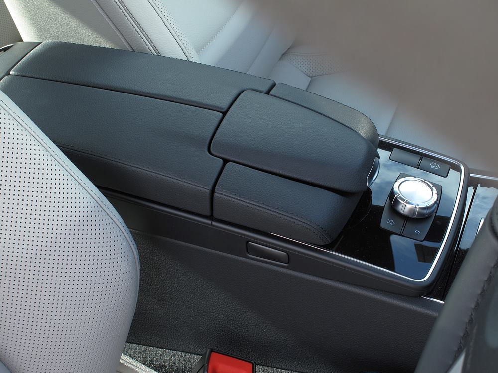 抵玩轎跑Mercedes-Benz E 250 Coupé