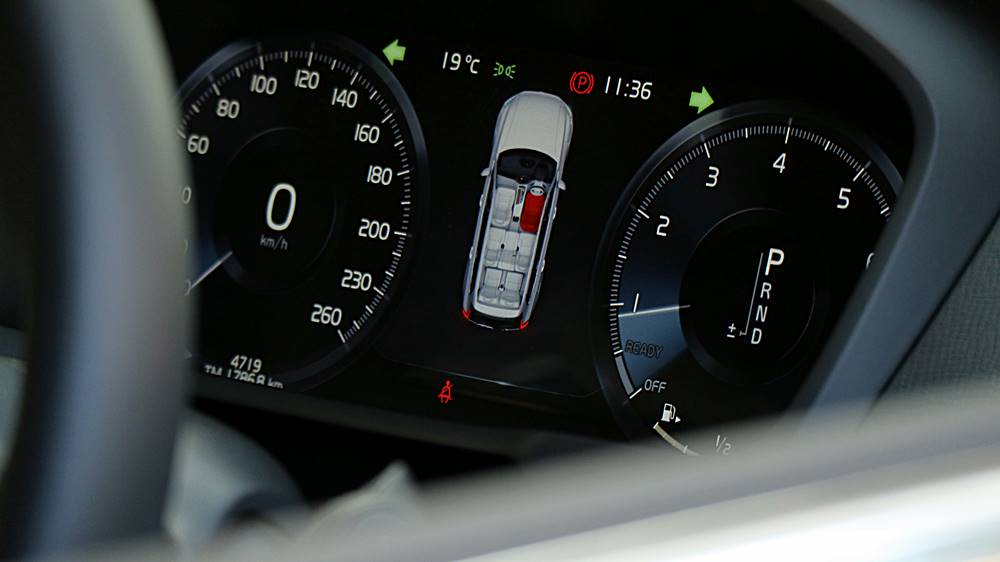 拋妻棄子尋夢夜 Volvo XC90 T5 Momentum