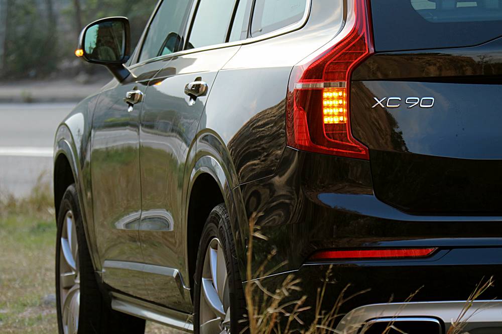 拋妻棄子尋夢夜 Volvo XC90 T5 Momentum