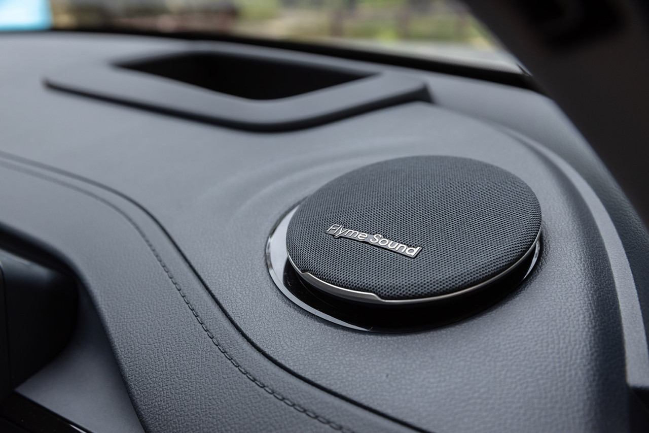 拒充大頭鬼 Geely EX5