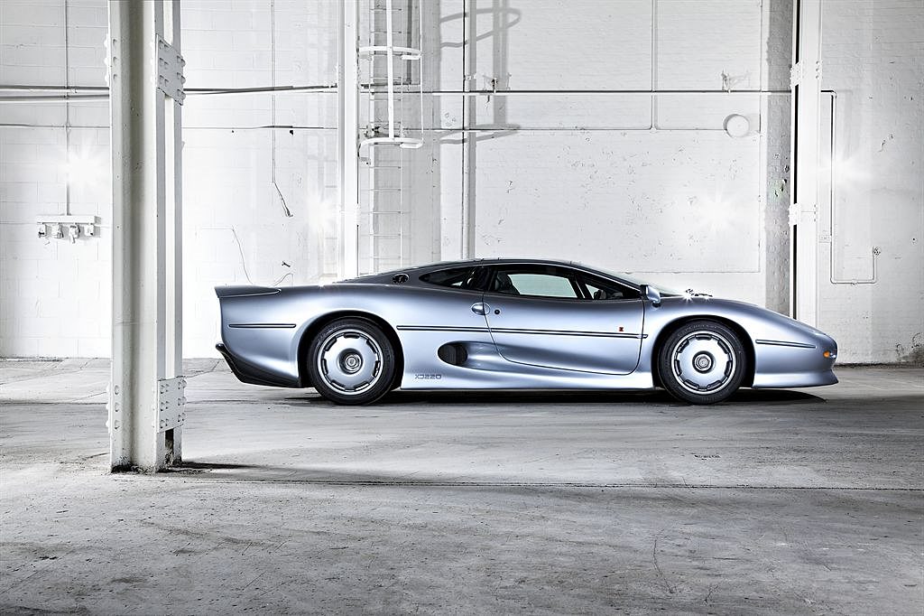 挑戰極限 ─ Jaguar XJ220