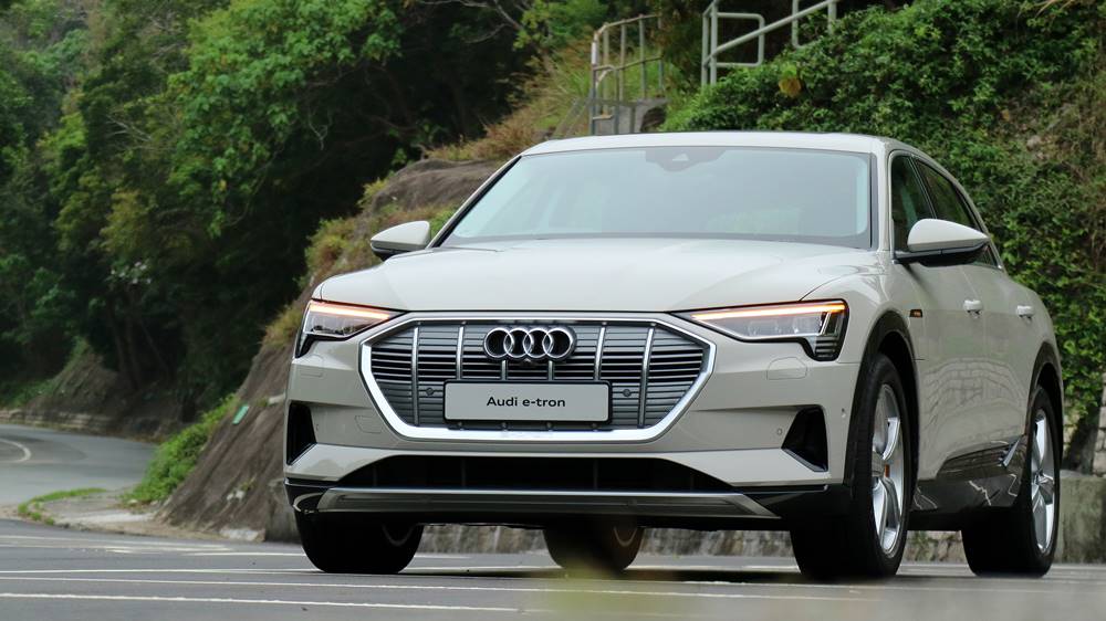 提高貼地性 Audi e-tron 50 quattro