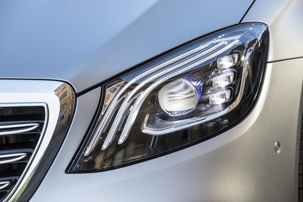 撒手鐧 Mercedes-Benz S 560 海外試車