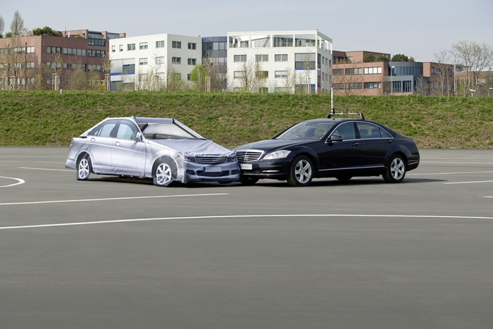 撞擊測試祕聞錄 ─ 有預謀的車禍