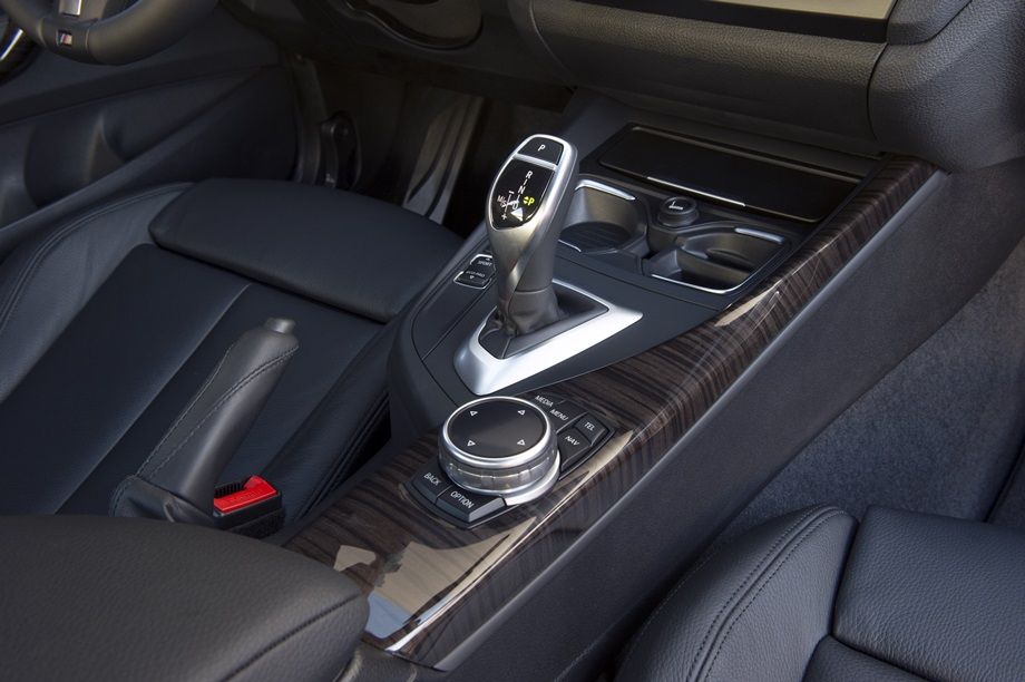 新一代終極駕駛機器 - 2014 BMW M235i