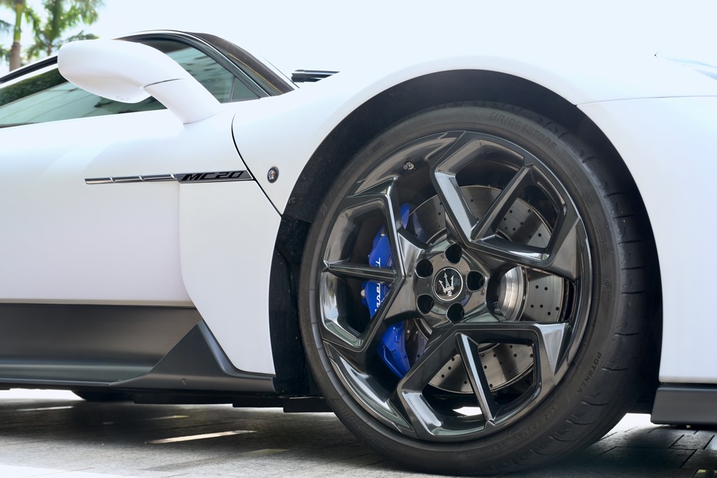 新車首試：Maserati MC20及Grecale