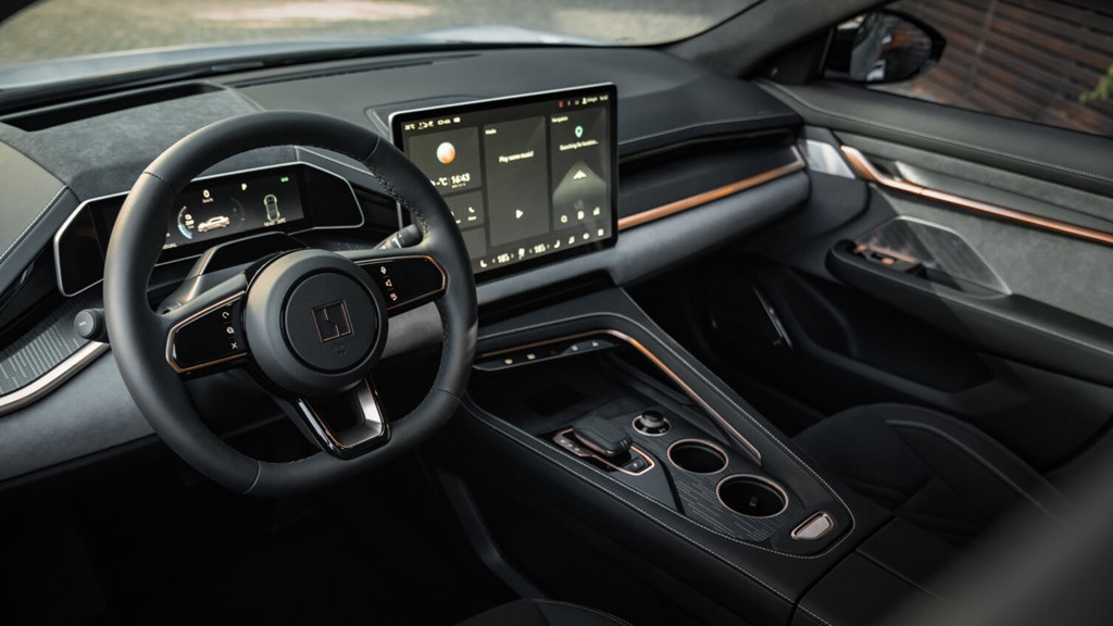 新車首試：Zeekr 001 及 X