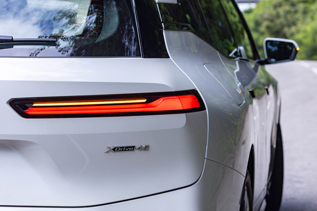 早買早享受 BMW iX xDrive45