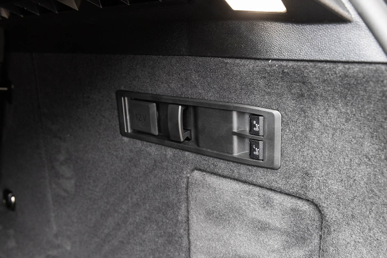 早買早享受 BMW iX xDrive45