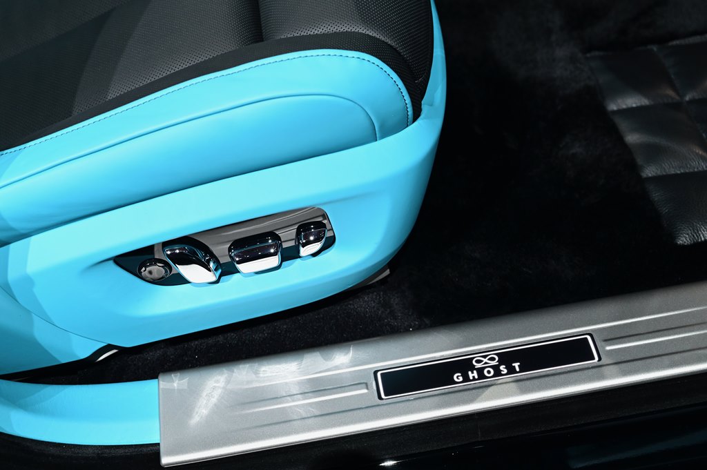 暗黑美學 Rolls-Royce Black Badge Ghost