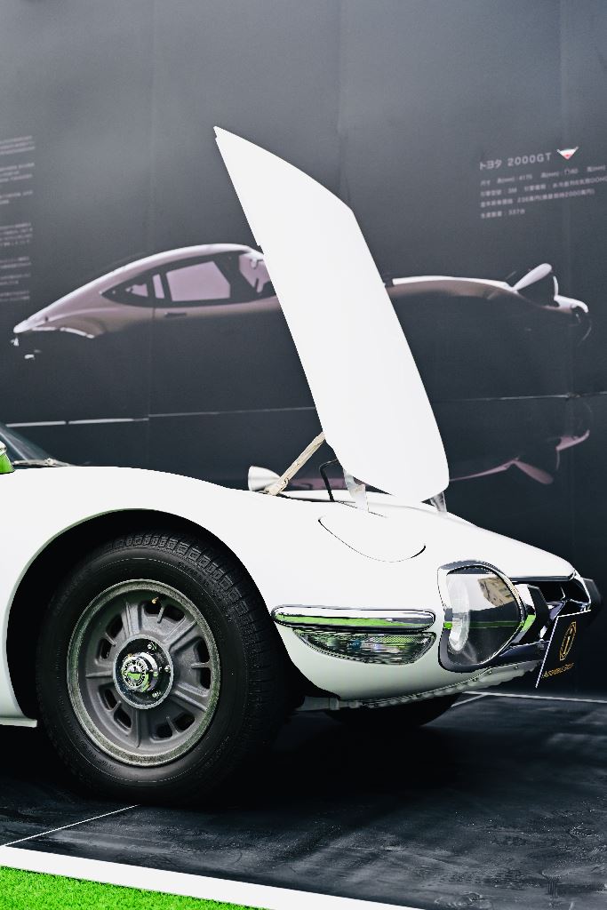 最貴的日本車Toyota 2000GT