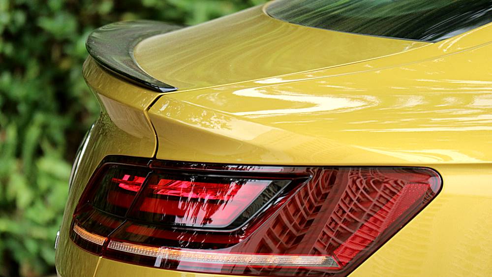 有火 Volkswagen Arteon 2.0 TSI 4MOTION R-Line