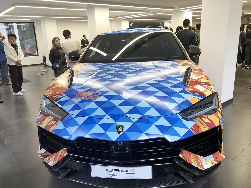 林寶堅尼852藝術車慈善展覽