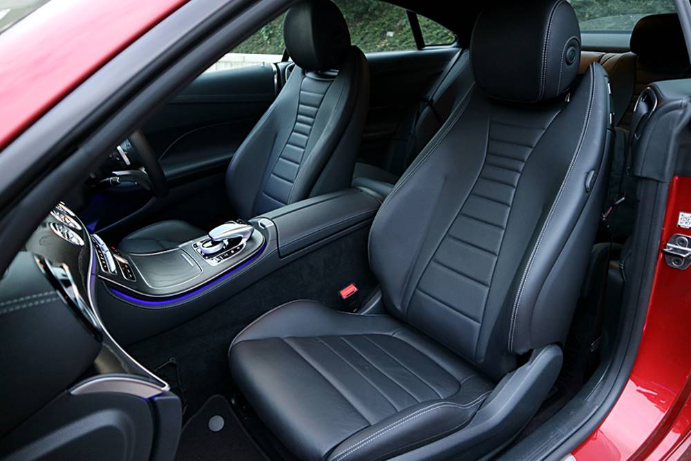 樣樣都啱啱好 Mercedes-Benz E 300 Coupé