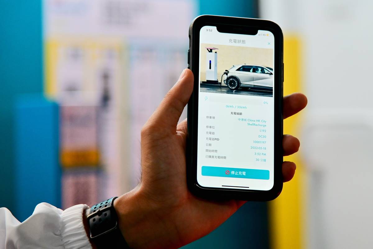 油公司Shell加入發展電動車充電站