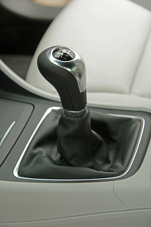 法國首試 - Mercedes-Benz CLA