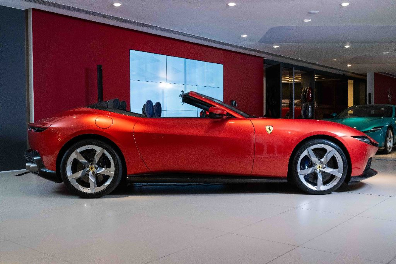 法拉利 Amalfi Spider 在香港推出