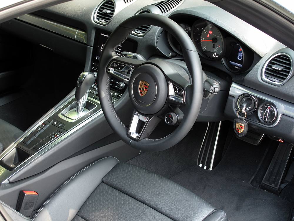 渦輪始動 Porsche 718 Cayman S