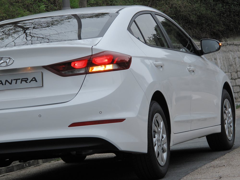 激進派 Hyundai Elantra 1.6