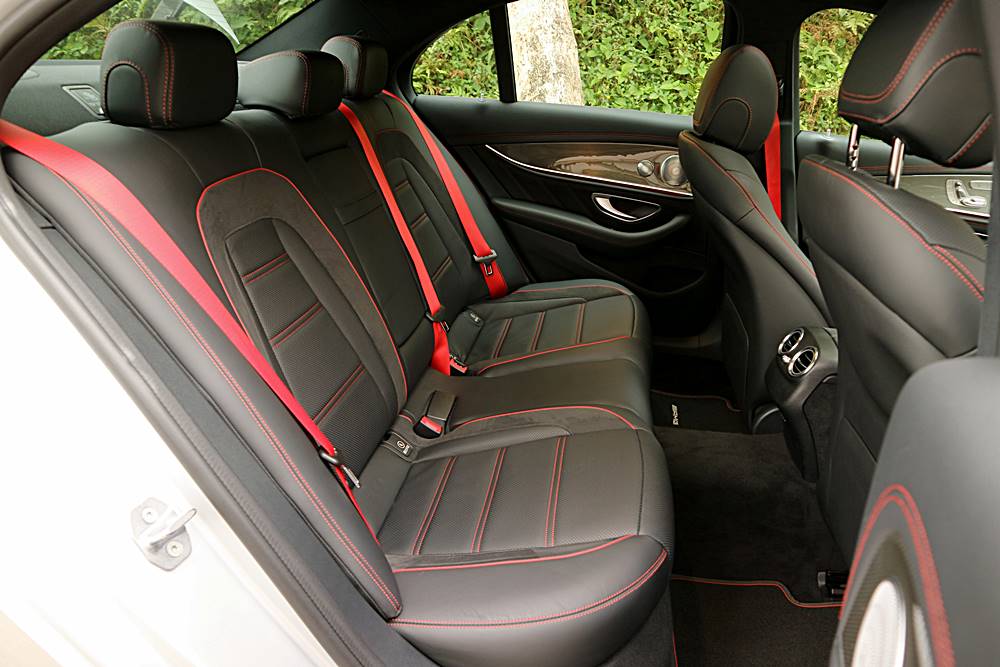 直六回歸 Mercedes-AMG E 53 4MATIC