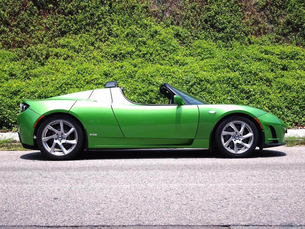 省招牌 Tesla Roadster Sport 2.5